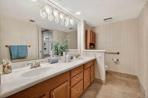 9101 SW 19th Place Davie FL 33324