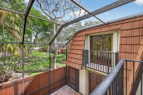 9101 SW 19th Place Davie FL 33324