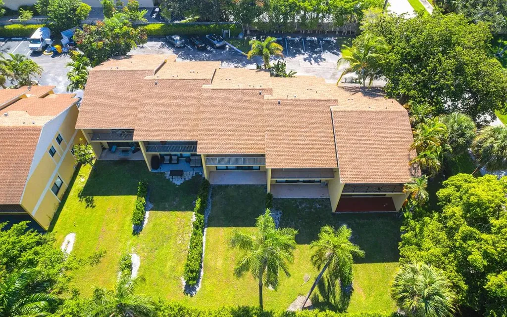 663 Dover Street Boca Raton FL 33487