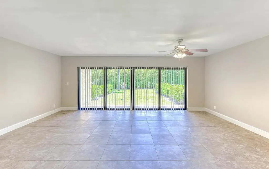 663 Dover Street Boca Raton FL 33487