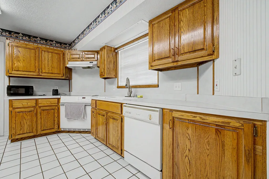 7327 Glidden Lane Pensacola FL 32526