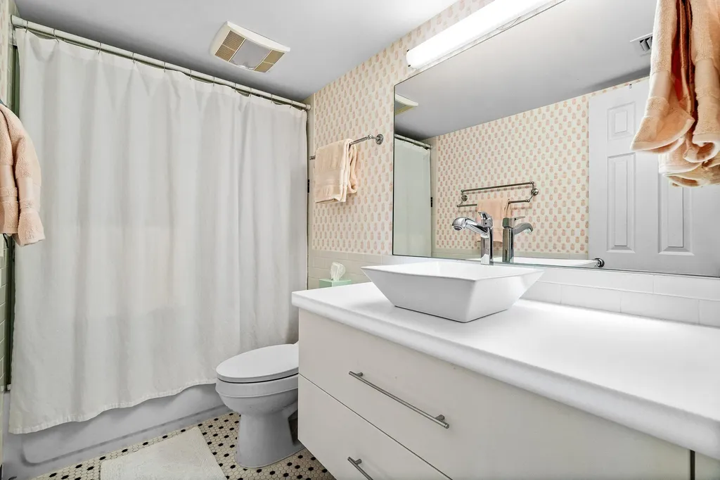 3944 Quail Ridge Drive Drive N Boynton Beach FL 33436