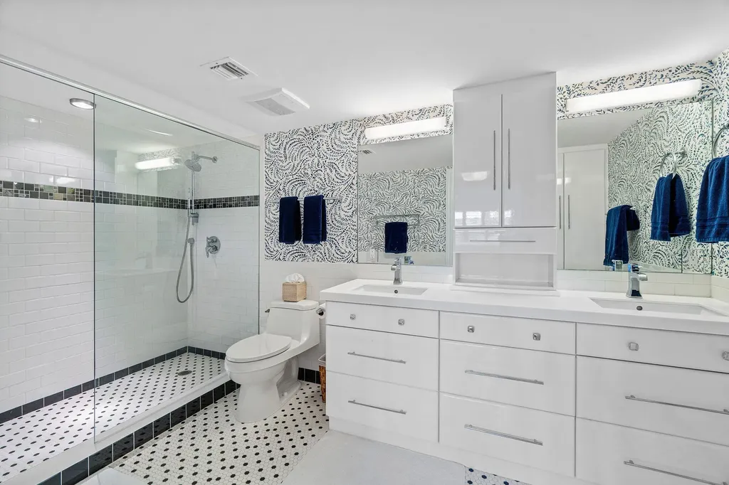 3944 Quail Ridge Drive Drive N Boynton Beach FL 33436