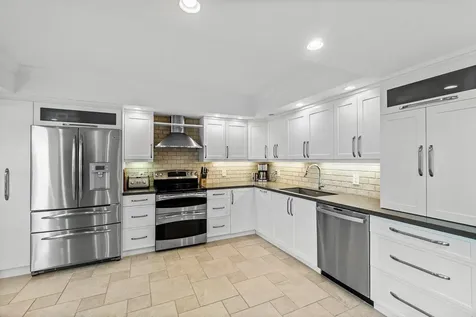 3944 Quail Ridge Drive Drive N Boynton Beach FL 33436