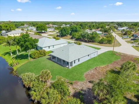 7427 Sea Mist Drive Port Charlotte FL 33981