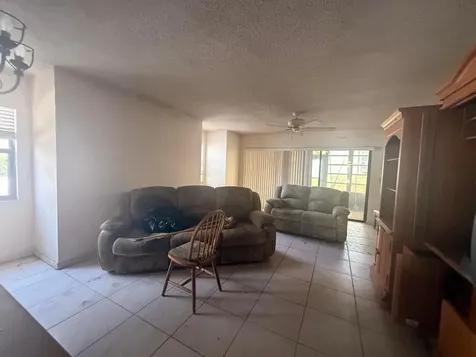 1811 SW Palm City Road Stuart FL 34994