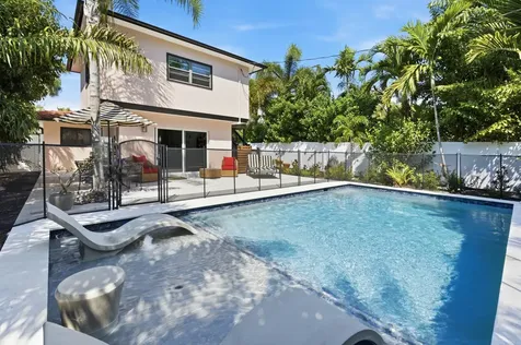 702 S Atlantic Drive Lantana FL 33462