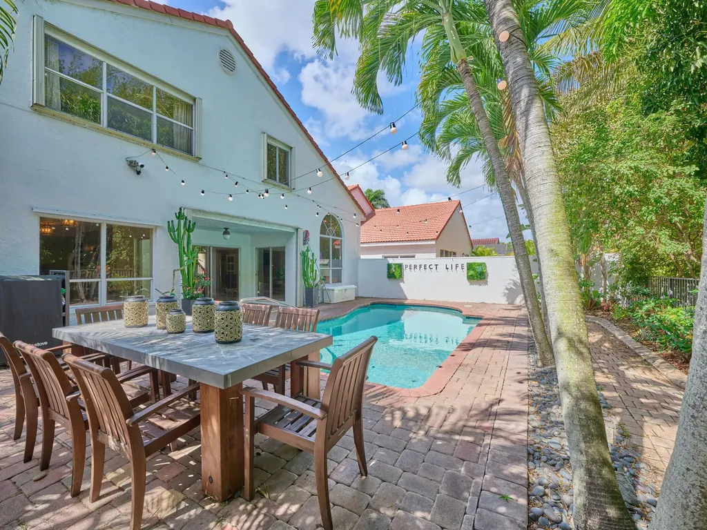 10414 Buena Ventura Drive Boca Raton FL 33498