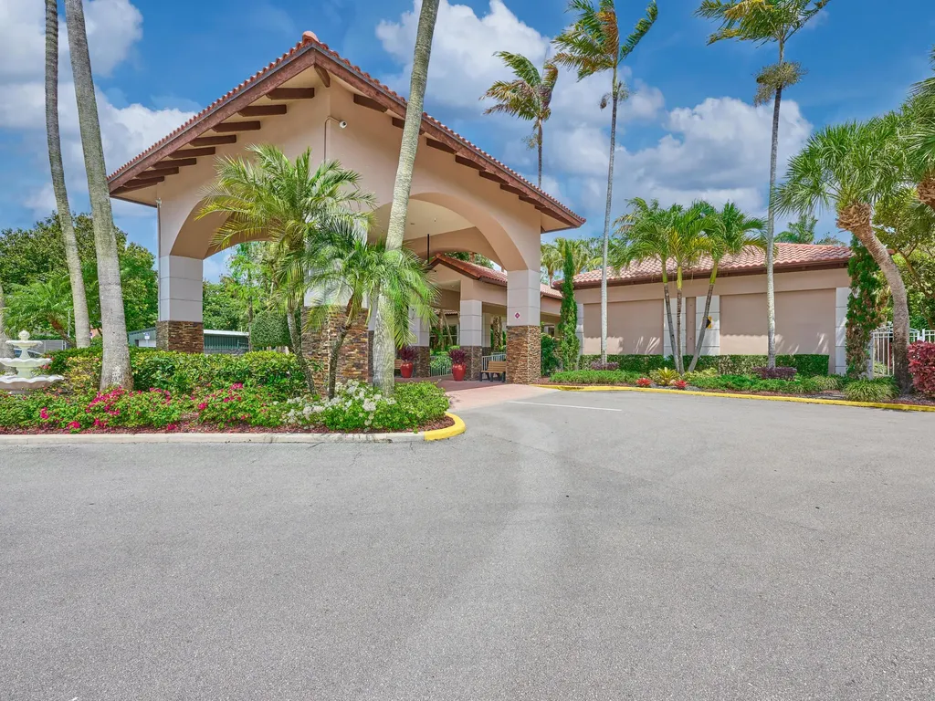10414 Buena Ventura Drive Boca Raton FL 33498