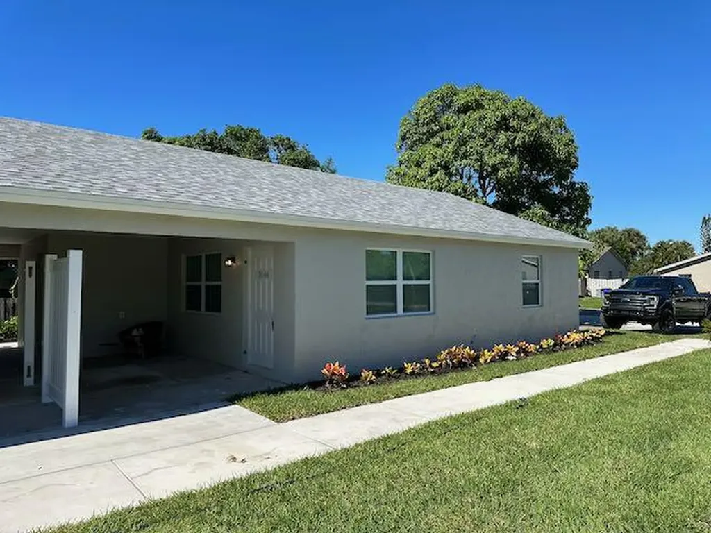 3166 SE Garden Street Stuart FL 34997