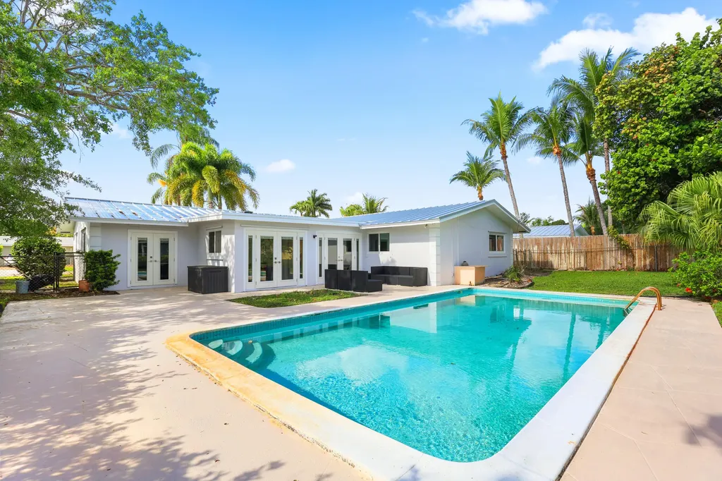 4403 Fuschia Circle N Palm Beach Gardens FL 33410
