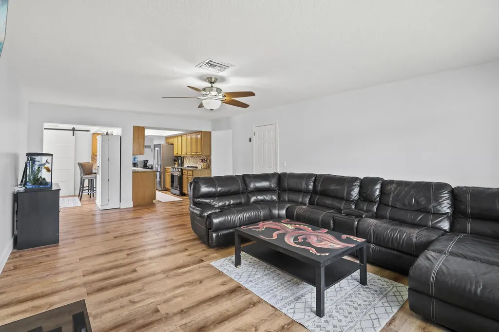 4403 Fuschia Circle N Palm Beach Gardens FL 33410