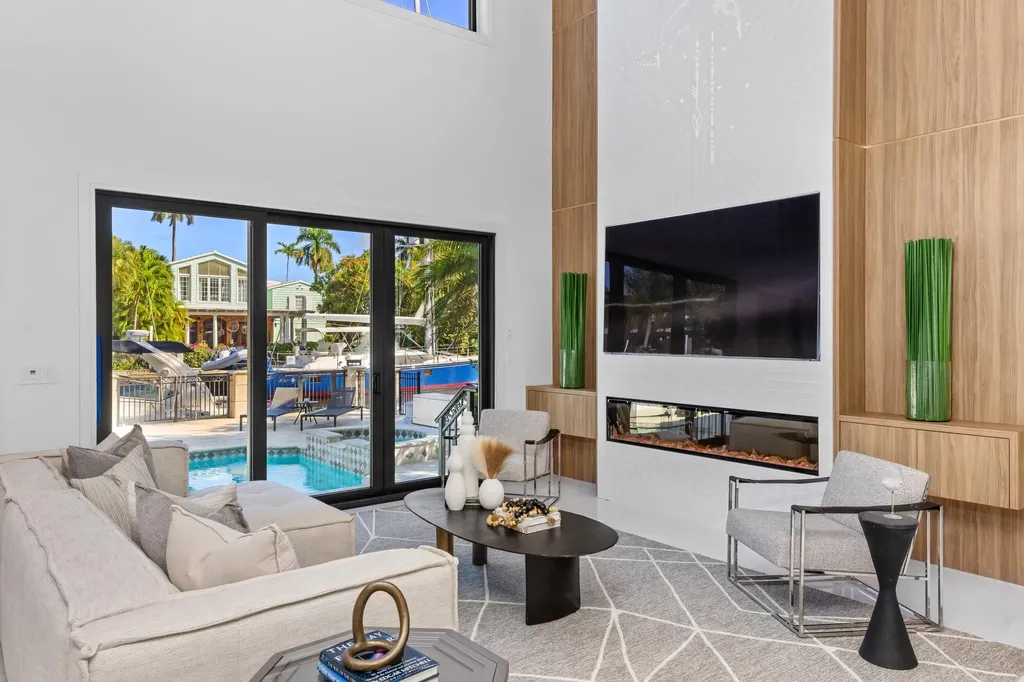 620 Coral Way Fort Lauderdale FL 33301