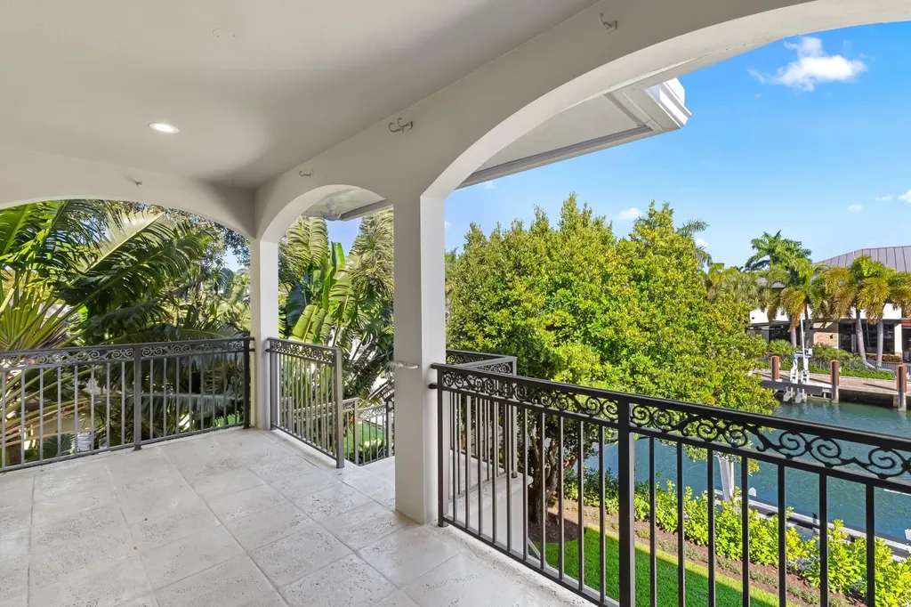 620 Coral Way Fort Lauderdale FL 33301