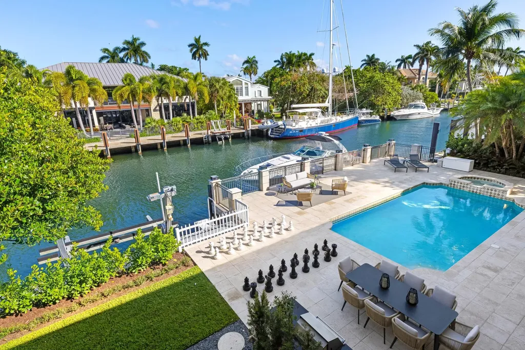 620 Coral Way Fort Lauderdale FL 33301