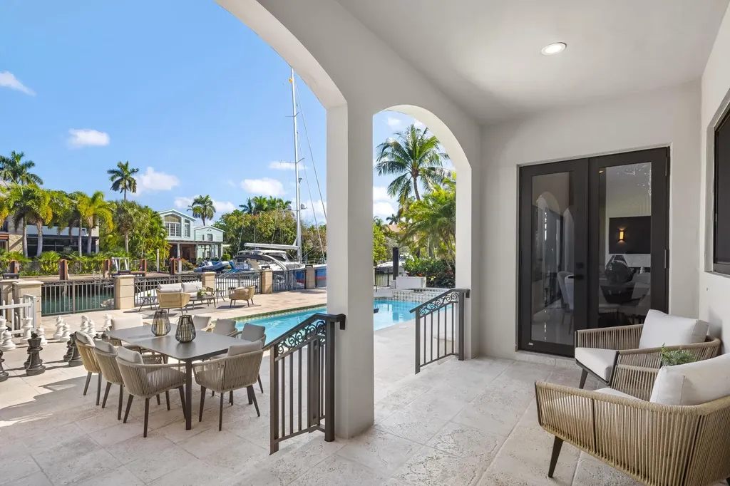 620 Coral Way Fort Lauderdale FL 33301
