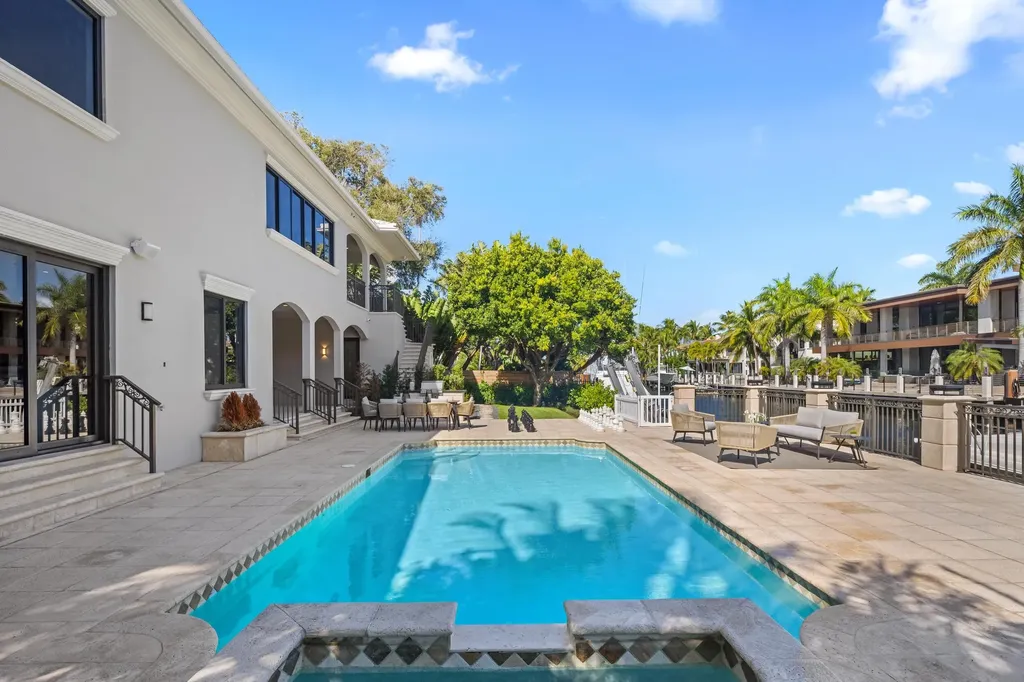 620 Coral Way Fort Lauderdale FL 33301