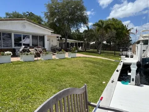 1607 SE 12th Court Fort Lauderdale FL 33316