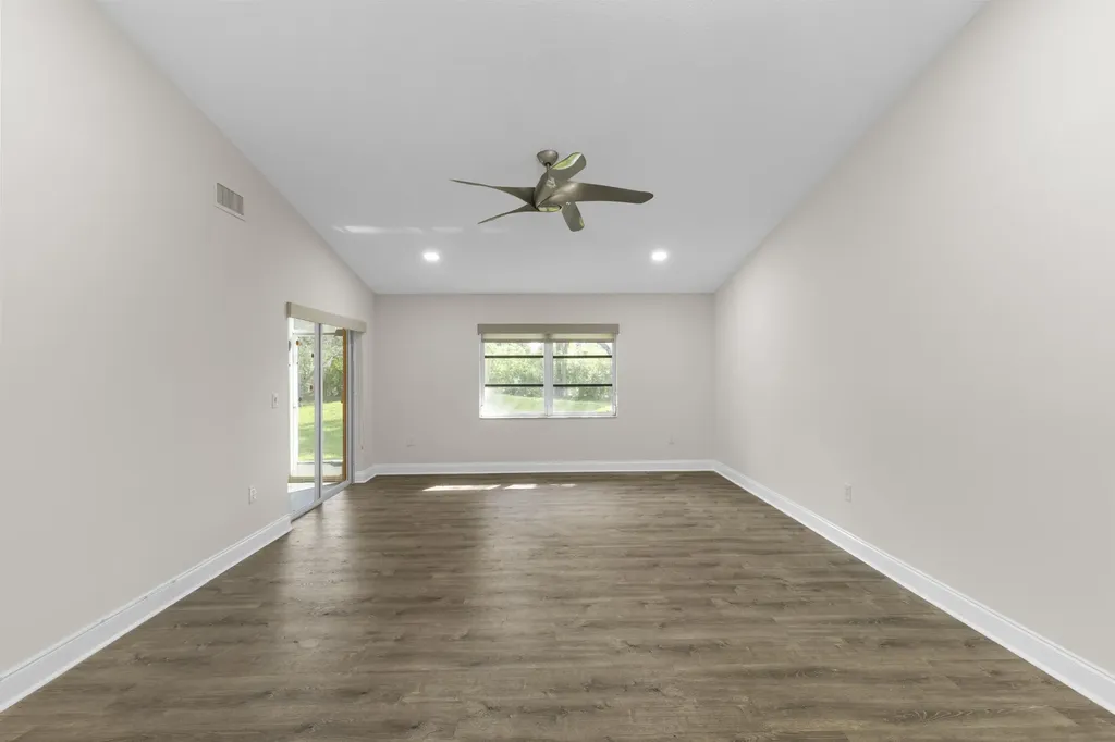 9760 Summerbrook Terrace Boynton Beach FL 33437