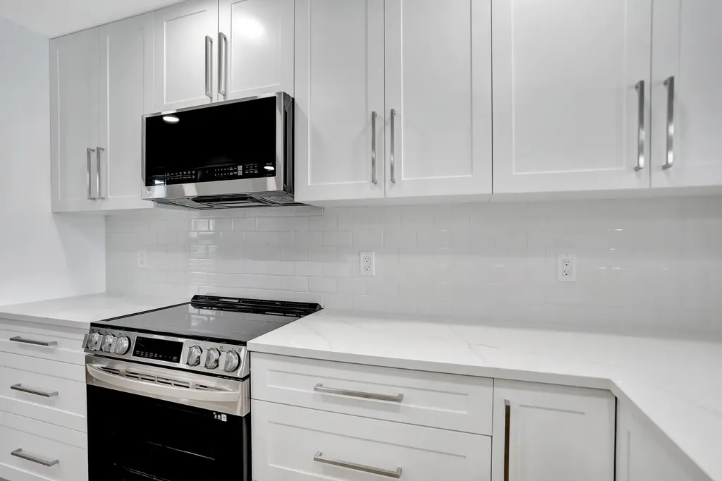 7 Royal Palm Way Boca Raton FL 33432