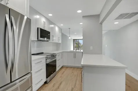 7 Royal Palm Way Boca Raton FL 33432