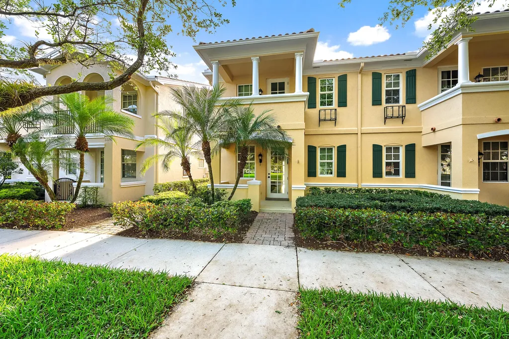 3372 Greenway Drive Jupiter FL 33458