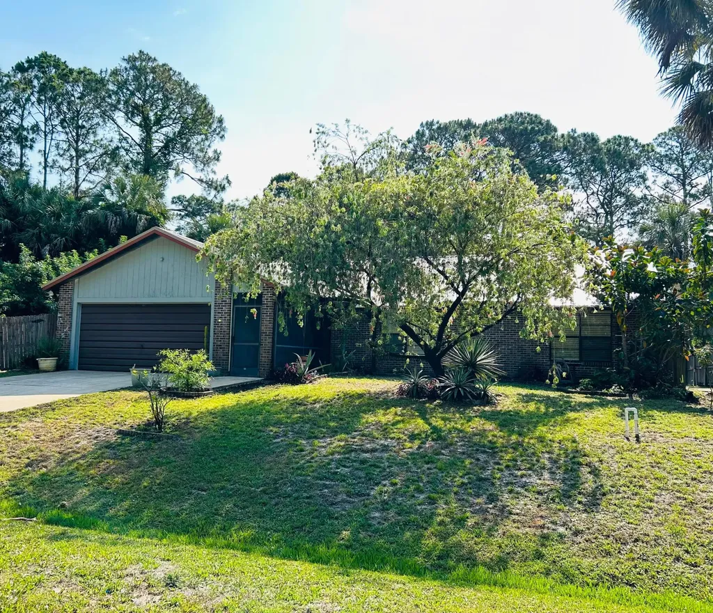 591 SW Darien Avenue Avenue SW Palm Bay FL 32908