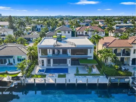 2441 NE 48th Court Lighthouse Point FL 33064