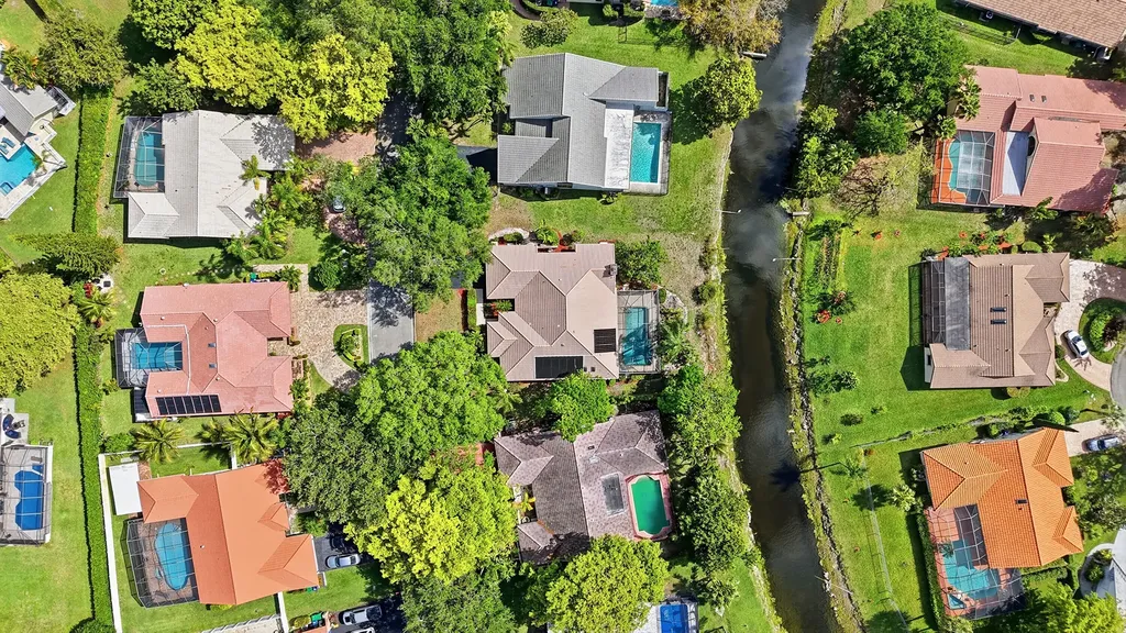 5055 NW 89th Way Coral Springs FL 33067