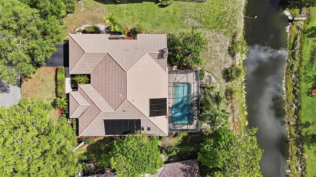 5055 NW 89th Way Coral Springs FL 33067