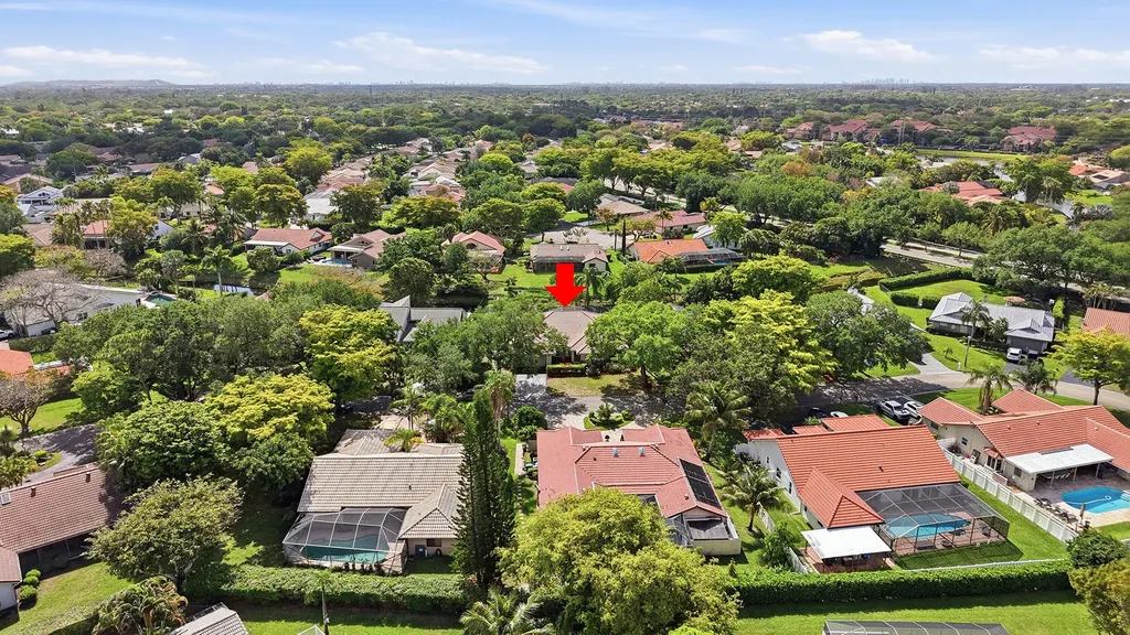 5055 NW 89th Way Coral Springs FL 33067