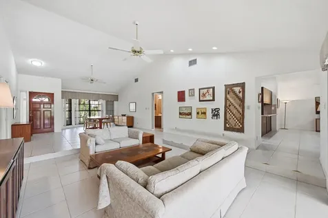 5055 NW 89th Way Coral Springs FL 33067