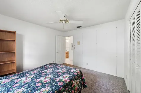 5055 NW 89th Way Coral Springs FL 33067