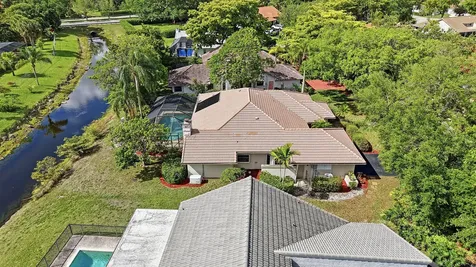 5055 NW 89th Way Coral Springs FL 33067