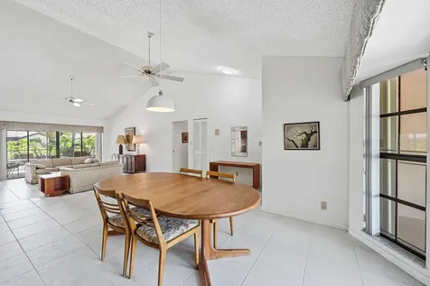5055 NW 89th Way Coral Springs FL 33067
