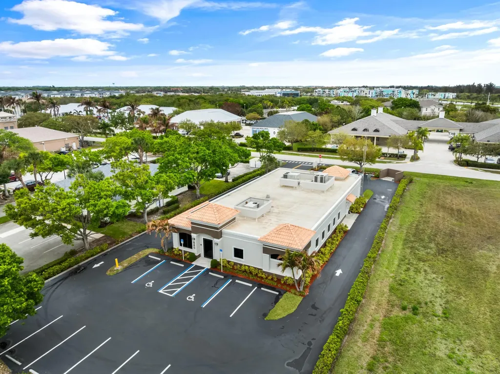 845 37th Place Vero Beach FL 32960