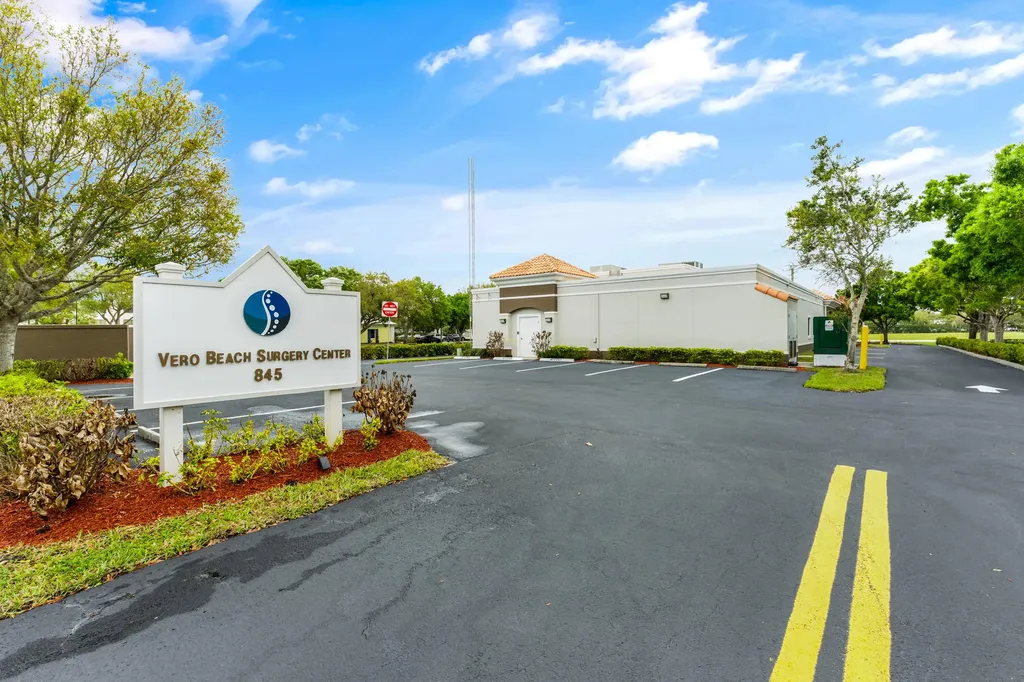 845 37th Place Vero Beach FL 32960