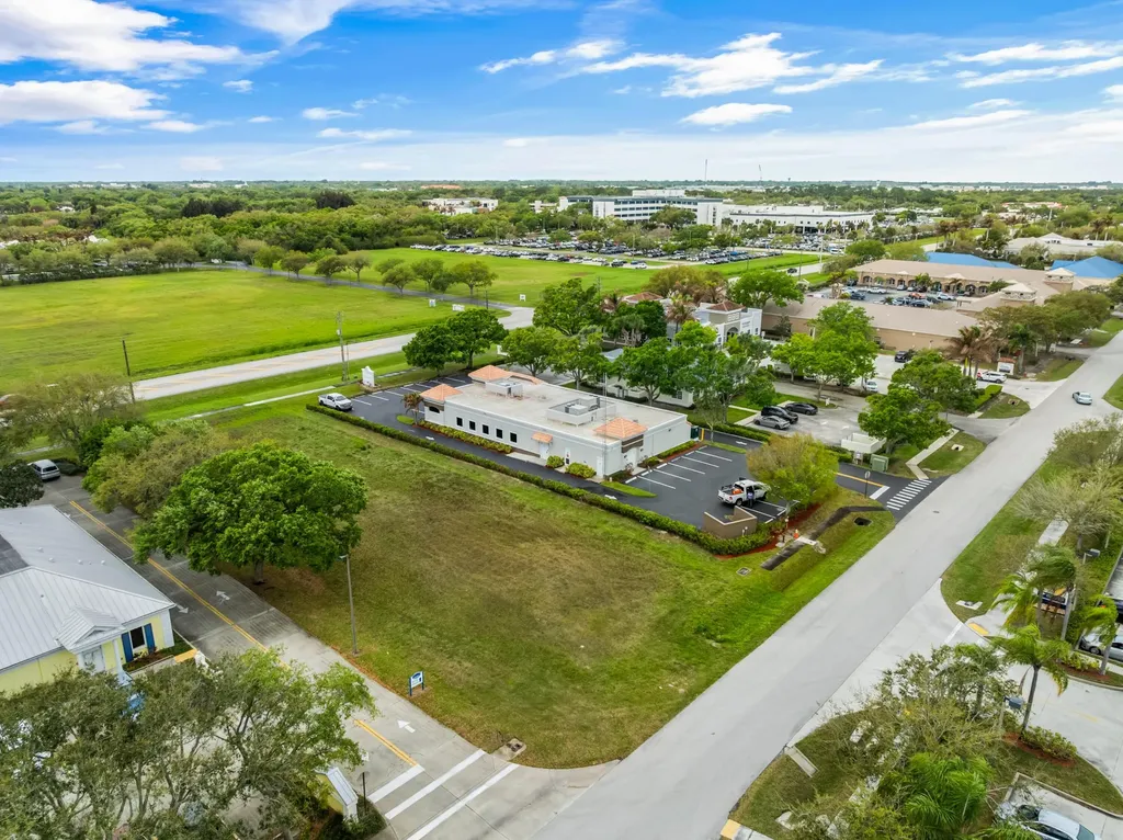 845 37th Place Vero Beach FL 32960