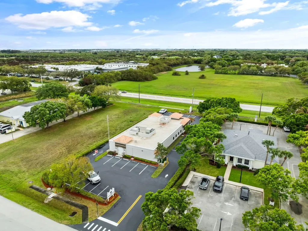 845 37th Place Vero Beach FL 32960