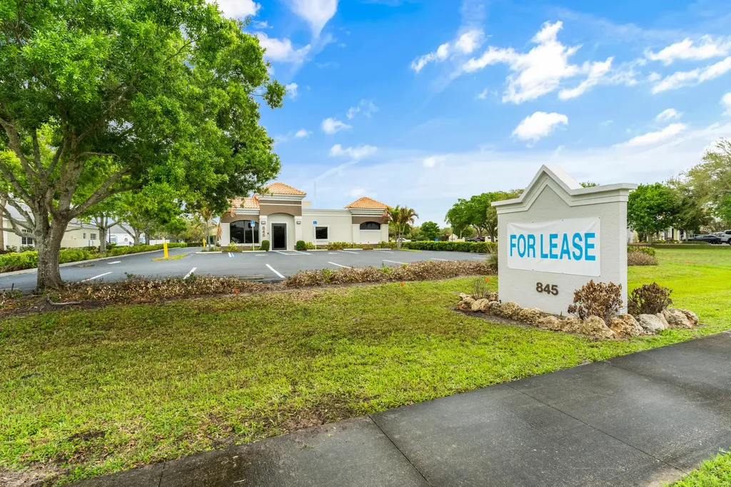 845 37th Place Vero Beach FL 32960