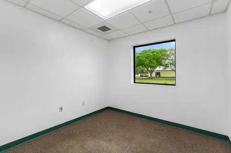 845 37th Place Vero Beach FL 32960