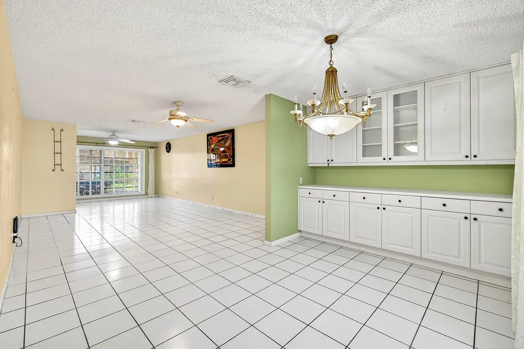 4717 Robinwood Terrace Boynton Beach FL 33436