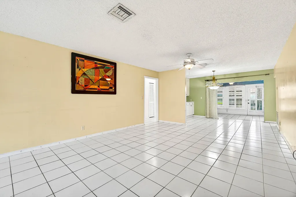 4717 Robinwood Terrace Boynton Beach FL 33436