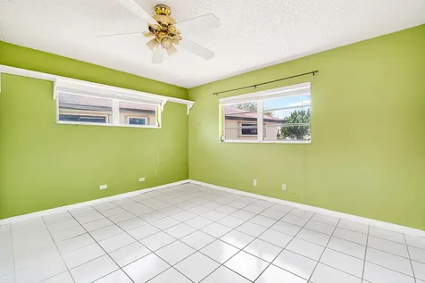 4717 Robinwood Terrace Boynton Beach FL 33436