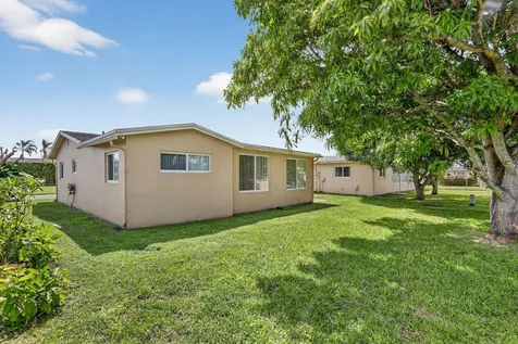 6945 NW 14th Street Margate FL 33063