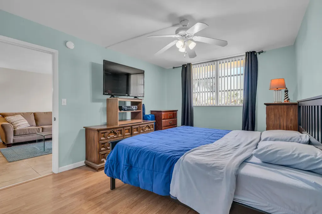 4500 N Federal Highway Lighthouse Point FL 33064