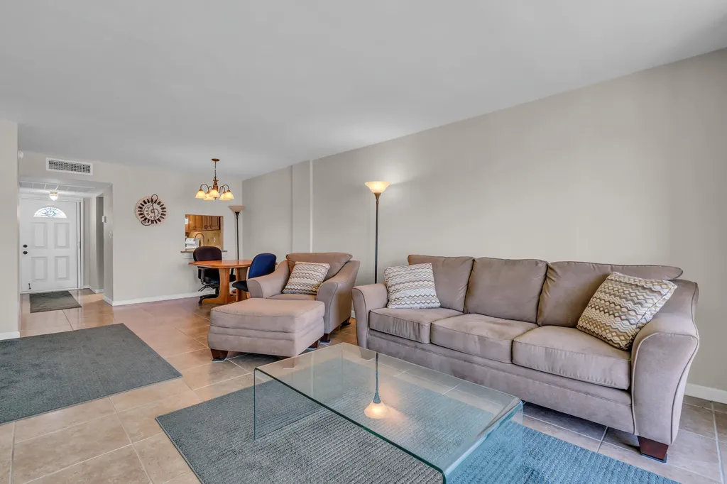 4500 N Federal Highway Lighthouse Point FL 33064