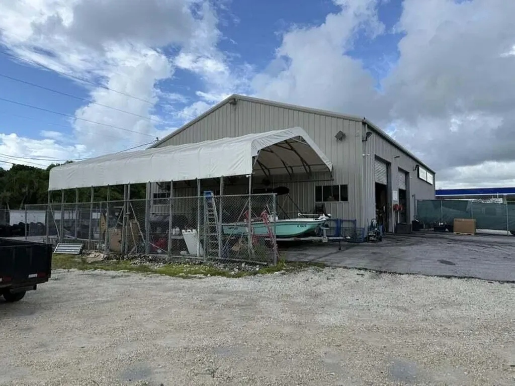 98250 Overseas Highway Key Largo FL 33037
