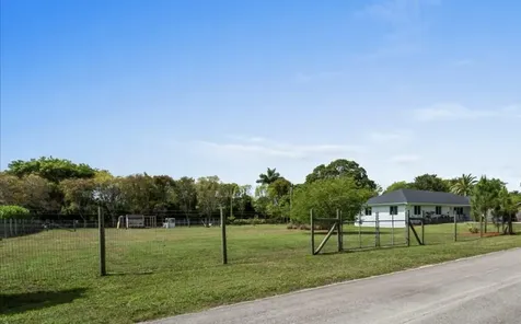 19724 SW 243rd Terrace Homestead FL 33031