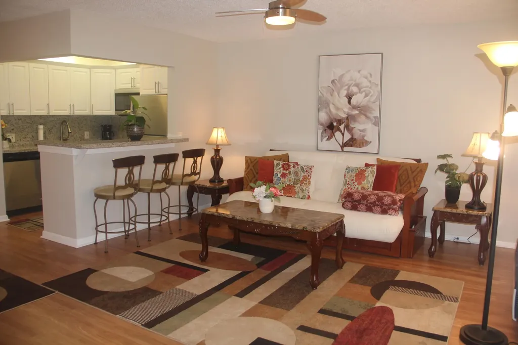 454 Fanshaw K Boca Raton FL 33434